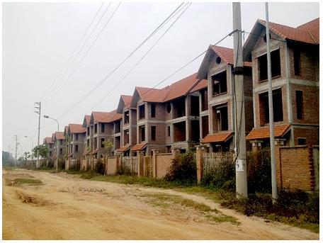 Đằng sau những dự án ảo