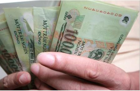 Căng thẳng thanh khoản đang “gõ cửa” ngân hàng?