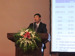 Tỷ lệ nợ công/GDP của Việt Nam có thể lên tới 70%