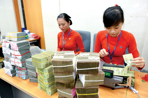“Sóng ngầm” thị trường tiền tệ
