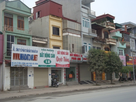 Sàn BĐS “cửa đóng then cài”, nghỉ Tết hết tháng Giêng