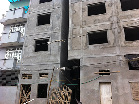 Bát nháo chung cư mini 