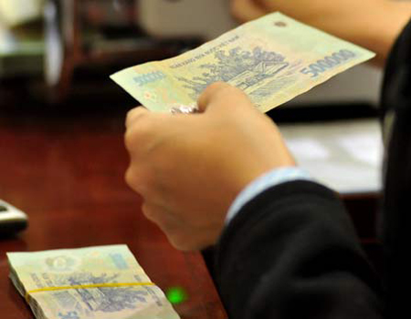 Vay vốn bất động sản ngày càng khó