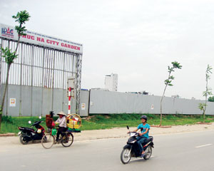 Nhiều dự án “bất động” bên Đại lộ Thăng Long