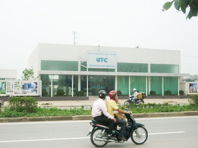 Mua bất động sản qua sàn giao dịch: Vẫn tiềm ẩn rủi ro