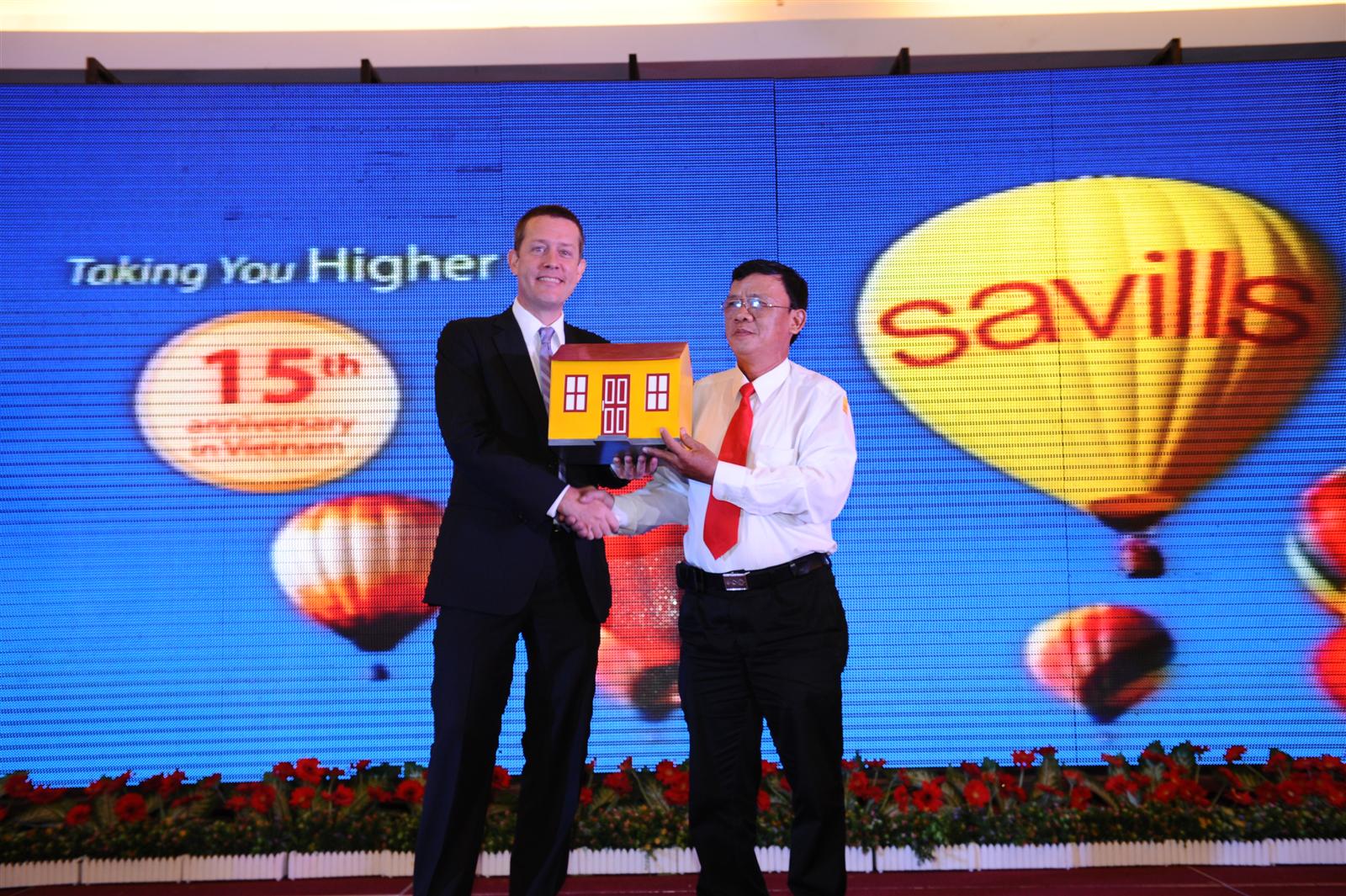 Savills: Tổ chức kỷ niệm 15 năm thành lập công ty tại Việt Nam