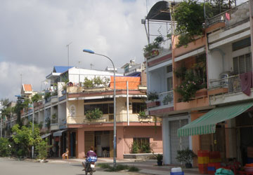 Mười năm chờ cấp giấy hồng