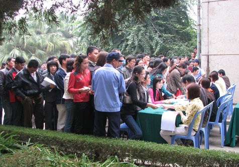 Nhà thu nhập thấp càng ngày càng mất giá