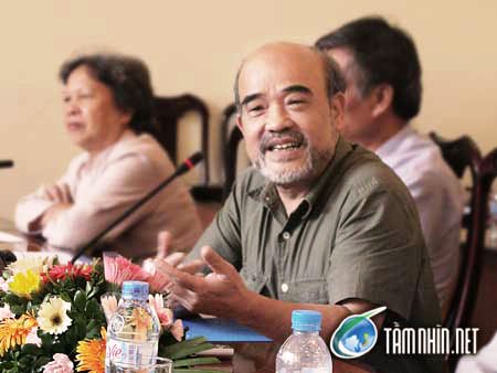 GS Đặng Hùng Võ: Mối nguy địa chủ thời hiện đại