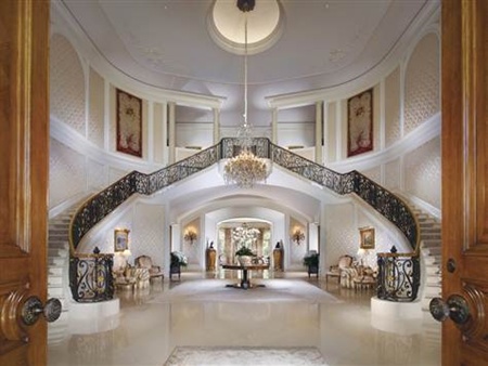 Nghịch cảnh trên thị trường nhà đất Mỹ