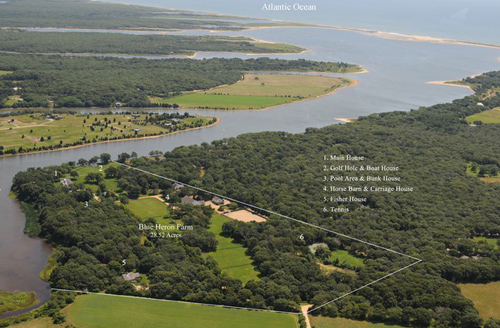 Thăm 'cung điện mùa hè' của Tổng thống Obama