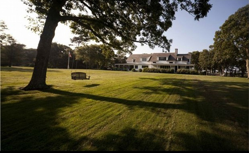 Thăm 'cung điện mùa hè' của Tổng thống Obama