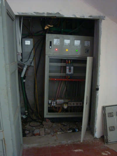 Chung cư CT2 Mễ Trì Thượng: Vừa ở đã xuống cấp 