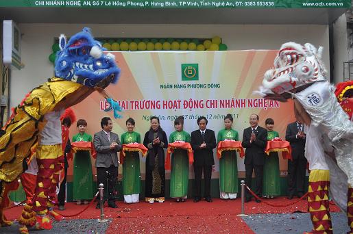 Ngân hàng Phương Đông: Khai trương hai chi nhánh mới