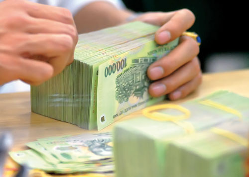 Tái diễn lách trần lãi suất 