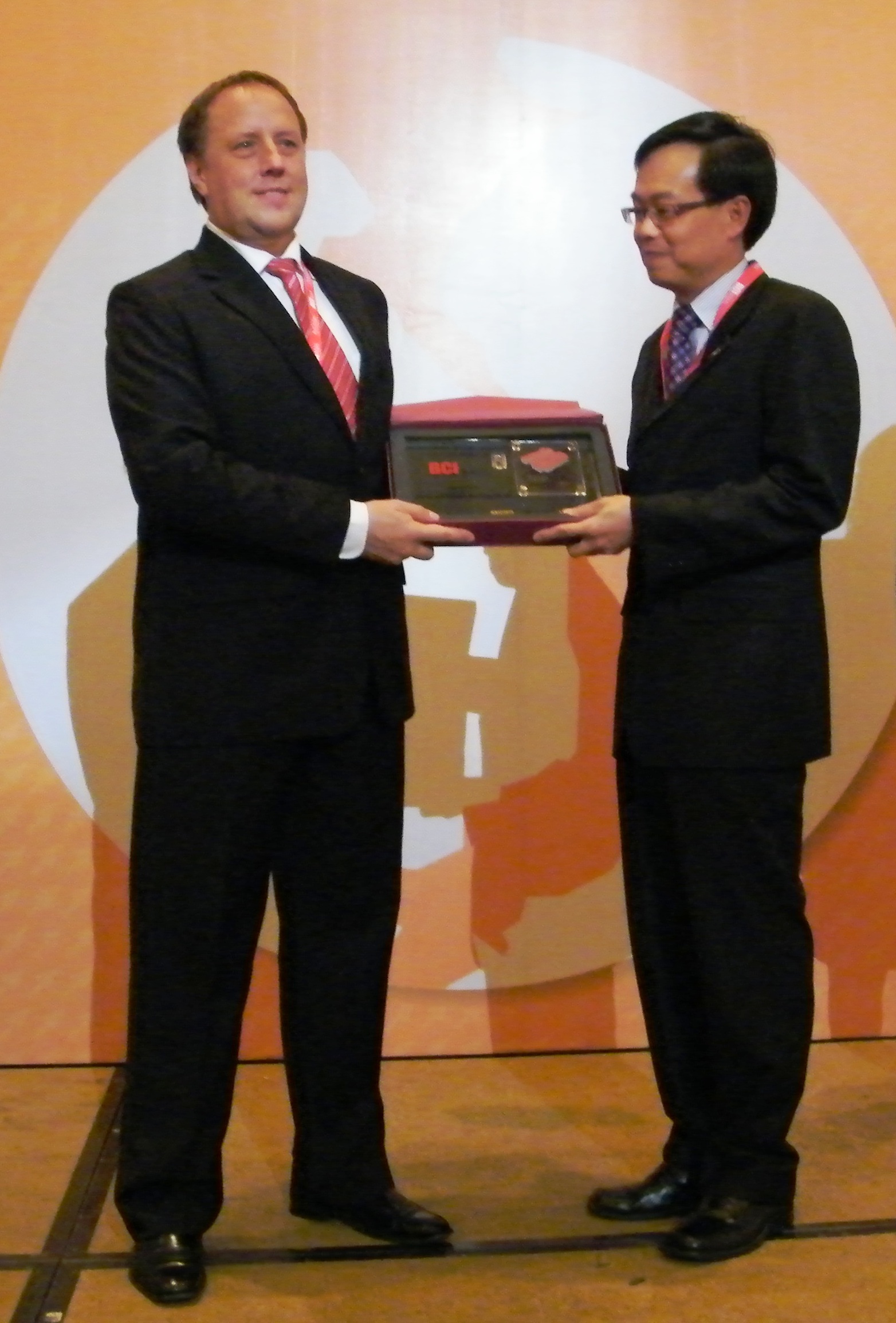 CapitaLand: Nhận giải thưởng Top 10 chủ đầu tư năng động nhất tại Việt Nam