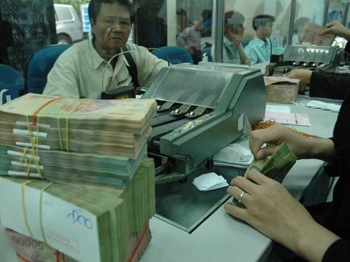 Trả lãi suất về thị trường
