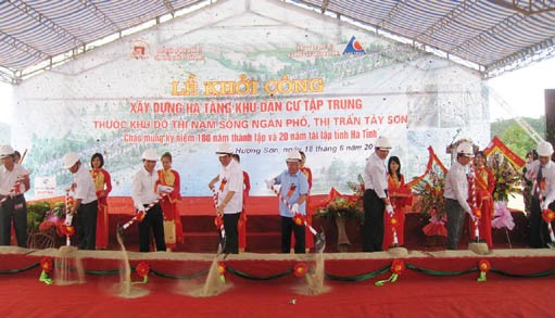 Hà Tĩnh: Khởi công công trình Nhà kiểm soát liên hợp CKQT Cầu Treo kết hợp Quốc môn và dự án đô thị Nam sông Ngàn Phố