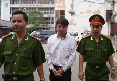 Mua đất trên giấy tờ: Mắc bẫy vì hám lợi