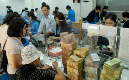 Tín dụng cho BĐS: Có chỗ “thắt”, có chỗ cần “nới”