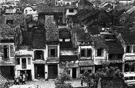 Về vấn đề giãn dân phố cổ Hà Nội: “Tránh dùng dao bầu mổ chim sẻ”