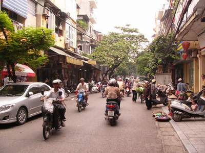 Về vấn đề giãn dân phố cổ Hà Nội: “Tránh dùng dao bầu mổ chim sẻ”