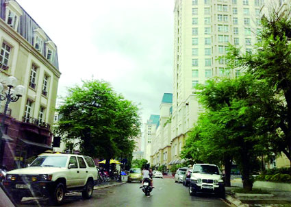 Phí dịch vụ chung cư - chuyện chưa bao giờ cũ Bài 1: Từ đối tác thành đối thủ