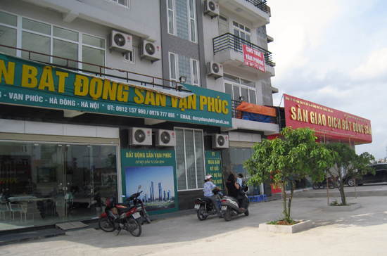 Nhà đất ế, sàn giao dịch bất động sản đóng cửa hàng loạt