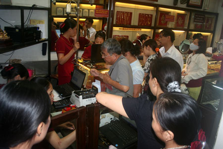 Hôm nay, vàng thế giới lập đỉnh mới