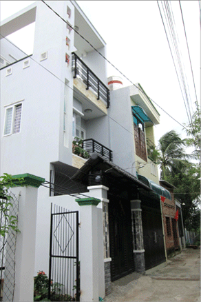 Vụ “Xin phép một, xây... 15” tại phường Thạnh Lộc, quận 12: Chủ công ty bất động sản thích mua bán đất “chui”