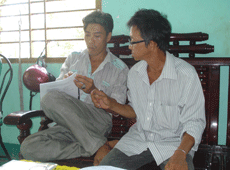 Ôm nợ vì “cò” ngân hàng Bài 1: Nợ từ “trên trời rơi xuống”!