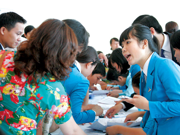 Nghĩ đủ chiêu làm ấm thị trường nhà đất