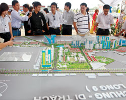 Đất nền Hà Nội: Nhiều nhà đầu tư “bắt đáy” 