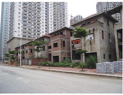 Cẩn trọng dự án treo