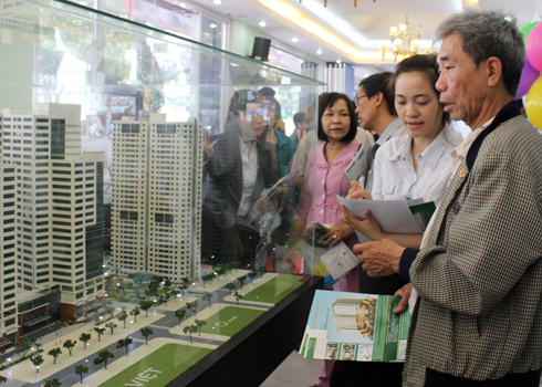 Bất động sản giá 'mềm' rục rịch khởi động