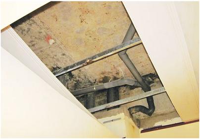 Nhà tái định cư mới ở đã xập xệ