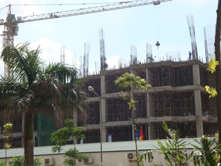 Hạ lãi suất chưa tác động nhiều tới thị trường BĐS 