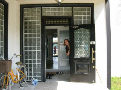 Ngôi nhà Hạnh Phúc