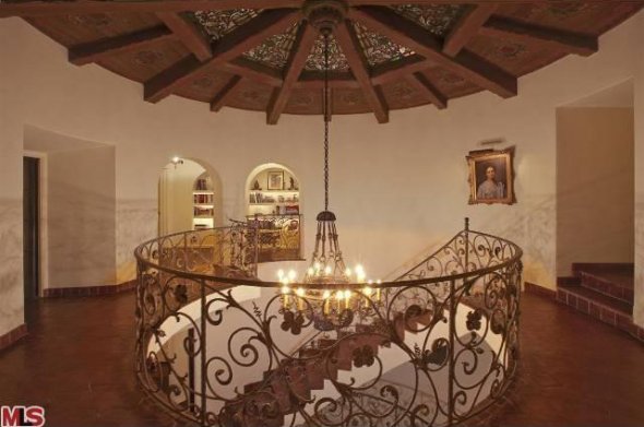 Biệt thự xa hoa của diễn viên hài David Hyde Pierce 