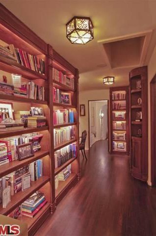 Biệt thự xa hoa của diễn viên hài David Hyde Pierce 