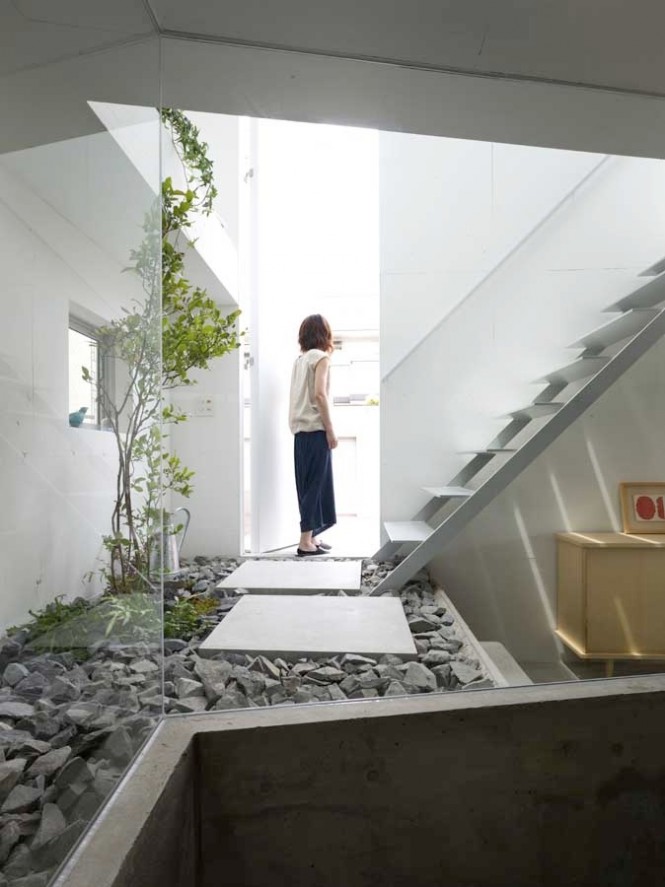 Những khoảng sân nhỏ độc đáo trong nhà