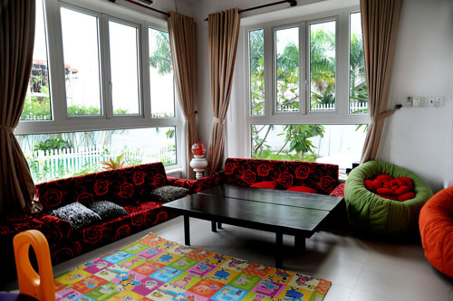 Ngôi nhà phong cách Tây của Emi Hương