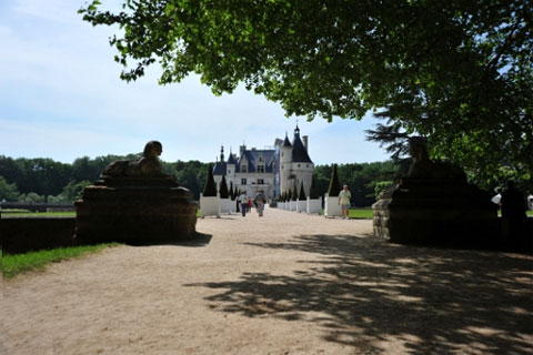 Chenonceau: Lâu đài trên sông của các quý bà
