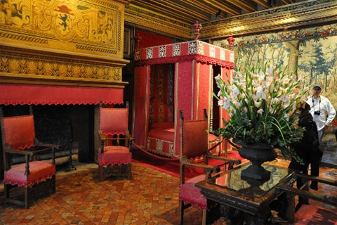 Chenonceau: Lâu đài trên sông của các quý bà