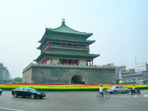 Khám phá thành phố 'muôn đời bình yên'