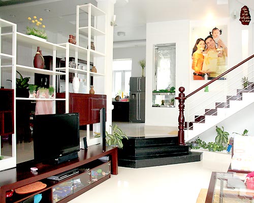 Thăm tổ ấm của Quyền Linh