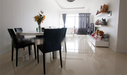 Người mẫu Thái Hà xinh đẹp Khám phá nhà