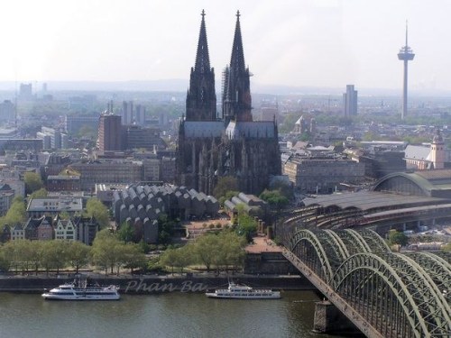 Khám phá công trình kỷ lục Köln