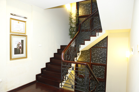 Đột nhập vào phòng ngủ của ca sĩ Hồ Quỳnh Hương