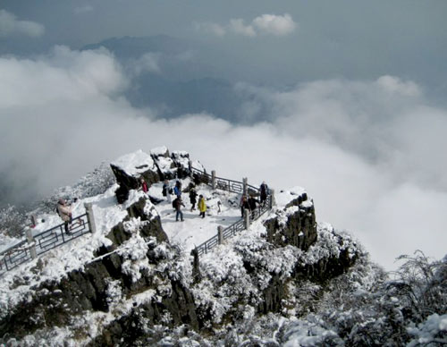 'Bồng lai tiên cảnh' trên đỉnh núi Nga Mi